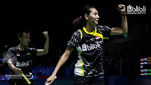 Selebrasi Hafiz Faisal/Gloria Emanuelle Widjaja.