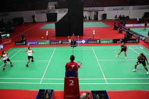 Salah satu laga final Piala Presiden 2022 pada kategori Ganda Remaja Putri (Djarum Badminton)