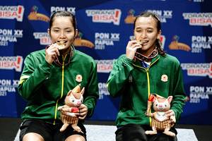 Ganda putri Jawa Timur Marsheilla Gischa Islami & Febriana Dwi Puji Kusuma (PON Papua 2021/Ronald Sandewa)