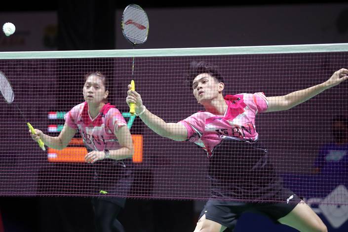 Adnan Maulana/Indah Cahya Sari Jamil (Djarum Badminton)