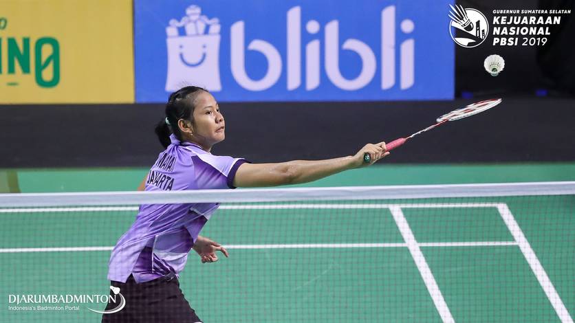 Sri Fatmawati (DKI Jakarta) menyambut pengembalian.