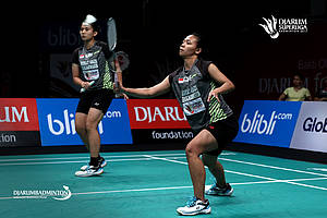 Anggia Shitta Awanda/Della Destiara Haris saat tampil di ajang Djarum Superliga 2017.