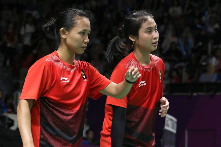 Ekspresi fokus Rizki Amelia Pradipta/Della Destiara Haris.