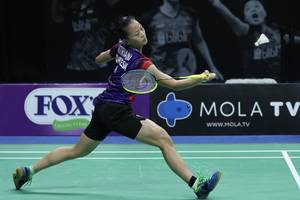 Fitriani menyambut pengembalian.