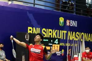 Moh. Zaki Ubaidillah (Djarum Badminton)