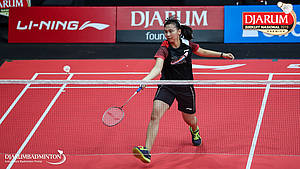 Gabriela Meilani Moningka (PB Berkat Abadi) menyambut pengembalian.