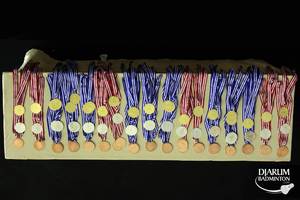 Medali untuk para juara