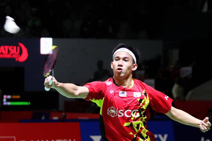 Dechapol Puavaranukroh (Djarum Badminton)