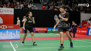 Selebrasi kemenangan Rinov Rivaldy/Pitha Haningtyas Mentari (Indonesia).