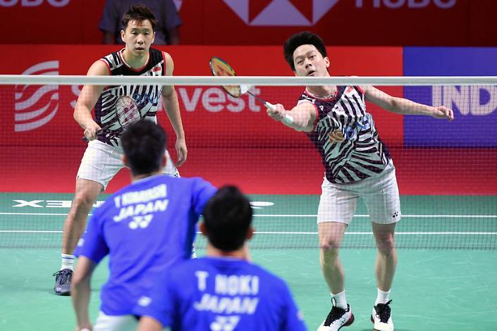 Pertandingan final ganda putra Indonesia Open 2021 antara Takuro Hoki/Yugo Kobayashi dan Kevin Sanjaya Sukamuljo/Marcus Fernaldi Gideon (Humas PP PBSI)