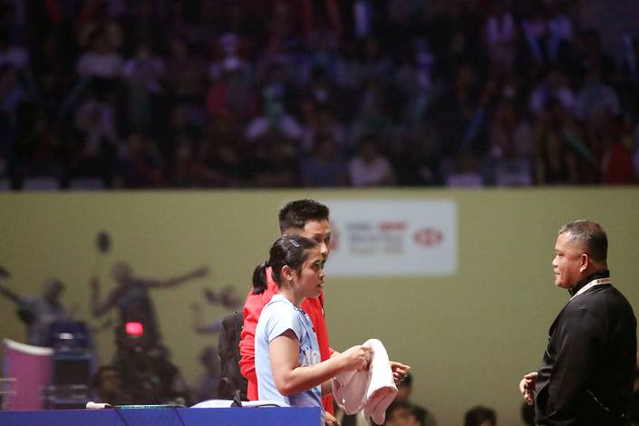 Indra Wijaya, Gregoria Mariska Tunjung, & Herli Djaenudin (Djarum Badminton)