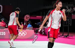 Selebrasi ganda putri Indonesia, Greysia Polii/Apriyani Rahayu. (Foto: BADMINTONPHOTO - Shi Tang)