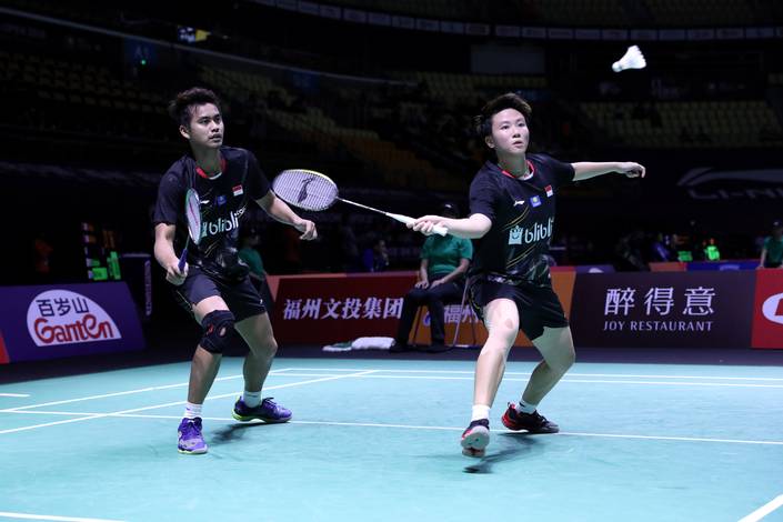 Tontowi Ahmad/Liliyana Natsir bersiap menyambut pengembalian.