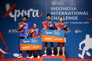 Marwan Faza/Jessica Maya Rismawardi & Weeraphat Phakjarung/Ornnicha Jongsathapornparn (Humas PP PBSI)