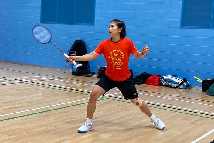 Greysia Polii mengikuti sesi latihan di Birmingham jelang All England 2022 (Humas PP PBSI)