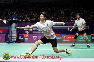 Tontowi Ahmad/Liliyana Natsir menyambut pengembalian.