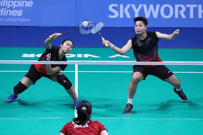 Ni Ketut Mahadewi Istarani/Apriyani Rahayu (Indonesia) menghadang serangan.