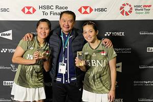 Lanny Tria Mayasari, Eng Hian, & Ribka Sugiarto (Humas PP PBSI)