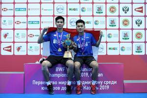 Ganda putra Indonesia, Leo Rolly Carnando/Daniel Marthin saat menjadi Juara Dunia Junior 2019. (Foto: PP PBSI)