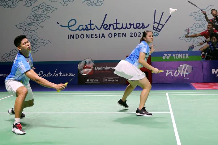 Praveen Jordan/Melati Daeva Oktavianti (Djarum Badminton)