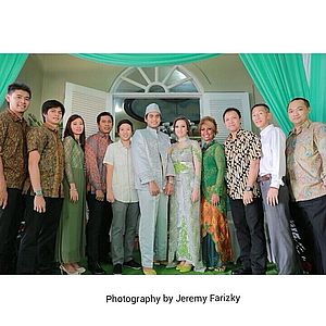 Sunting Michelle Harminc, Tontowi Ahmad Akhiri Masa Lajang