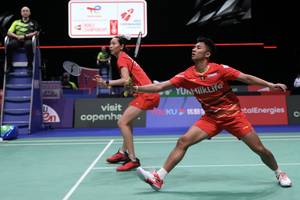 Gloria Emanuelle Widjaja & Dejan Ferdinansyah (Humas PP PBSI)