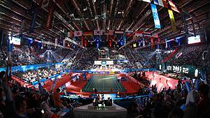 Suasana jelang partai final Blibli Indonesia Open 2019 di Istora, Senayan.