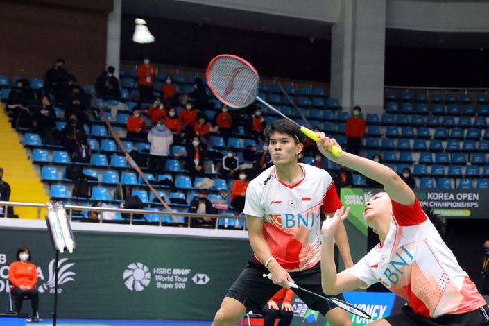 Adnan Maulana/Mychelle Crhystine Bandaso 