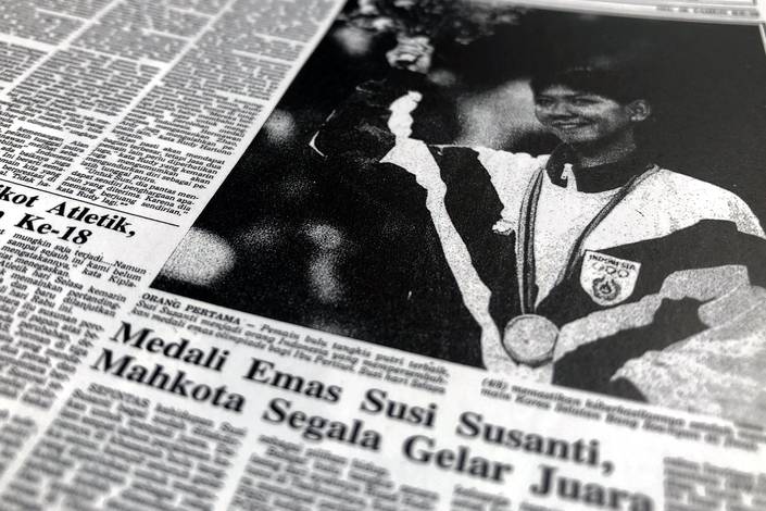 Susy Susanti Mengisi Tajuk Utama Harian Kompas pada Tahun 1992 (Foto: Dok. SPORTSCAPES - A Collection of Kompas Newspaper Photographs)