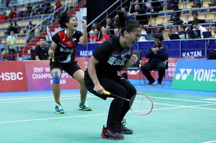 Selebrasi kemenangan Febriana Dwipuji Kusuma/Amalia Cahya Pratiwi (Indonesia).