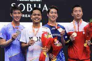 Loh Kean Yew, Anthony Sinisuka Ginting, Kanta Tsuneyama, & Lu Guangzu (Humas PP PBSI)