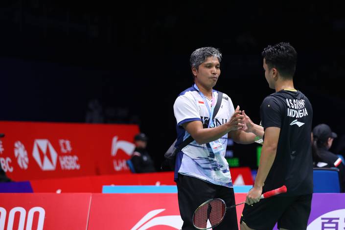 Irwansyah & Anthony Sinisuka Ginting (Humas PP PBSI)