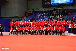 Juara Bertahan Tim Uber Tiongkok Berfoto di Podium Pada Uber Cup tahun 2016.