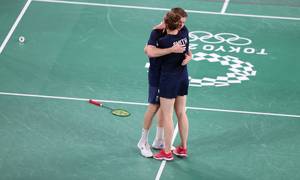 Selebrasi kemenangan ganda campuran Inggris Raya, Marcus Ellis/Lauren Smith. (Foto: BADMINTONPHOTO - Yves Lacroix)