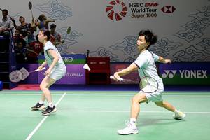 Arisa Higashino & Yuta Watanabe (Djarum Badminton)
