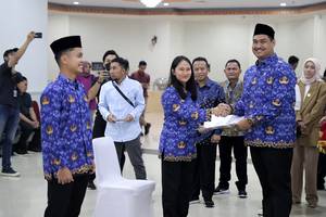 Sejumlah atlet dan mantan atlet bulu tangkis diangkat jadi PNS (Dok. Kementerian Pemuda dan Olahraga)