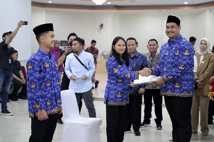 Sejumlah atlet dan mantan atlet bulu tangkis diangkat jadi PNS (Dok. Kementerian Pemuda dan Olahraga)