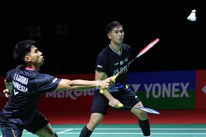 Sabar Karyaman Gutama & Mohammad Reza Pahlevi (Humas PP PBSI)