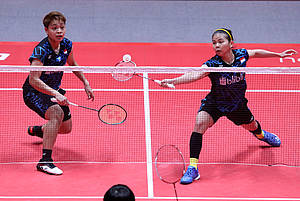 Greysia Polii/Apriyani Rahayu menyambut pengembalian.