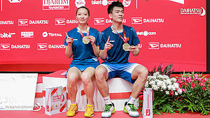 Zheng Siwei/Huang Yaqiong keluar sebagai juara ganda campuran Daihatsu Indonesia Masters 2019 BWF World Tour Super 500.