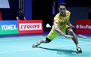 Jonatan Christie bersiap menghadang serangan.