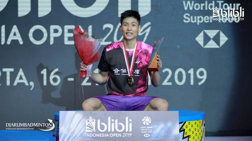 Chou Tien Chen (Taiwan) the winner of the Men’s Singles event of Blibli Indonesia Open 2019.