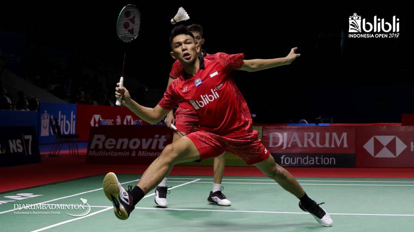 Fajar Alfian/Muhammad Rian Ardianto menyambut pengembalian.