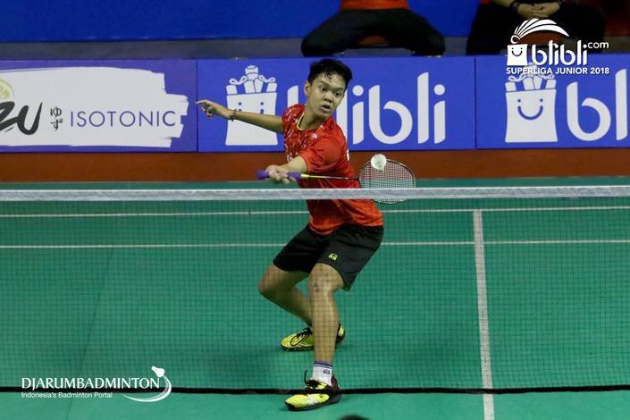 Alvi Wijaya Chairullah (Mutiara Cardinal) menyambut pengembalian.