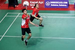 Bobby Setiabudi/Melati Daeva Oktaviani (Djarum Badminton)