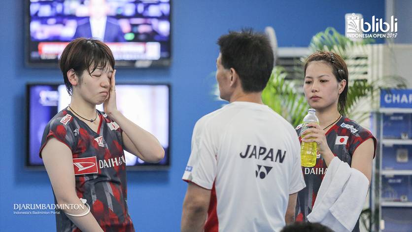 Yuki Fukushima/Sayaka Hirota saat tampil di Blibli Indonesia Open 2018.